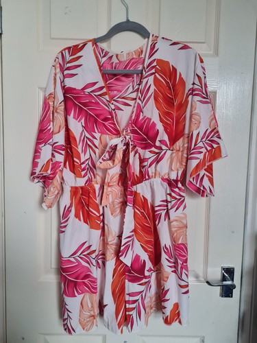 Beautiful colourful tie front - beautiful,