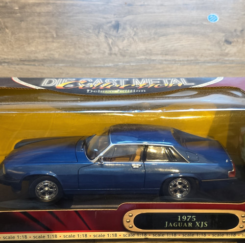 Deluxe edition 1975 - deluxe,