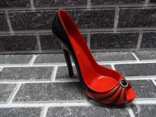 Red and Black Ceramic Wine Love Stiletto Shoe Wine Bottle Holder
