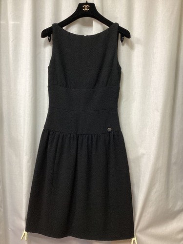 Chanel black wool silk - chanel,