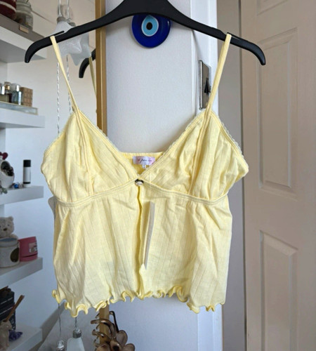 Urban outfitters yellow neck - outfitters, v-neck