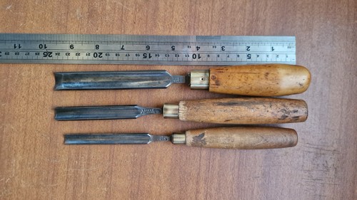 Vintage woodcarving gouge - woodcarving,