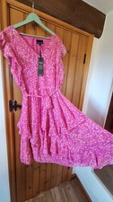 BNWT Phase Eight Size 22
