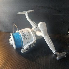 Shizuka SH-7  7000 FD  Fixed Spool Beach Casting Reel White