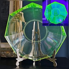 Vintage Art Deco Bright Green