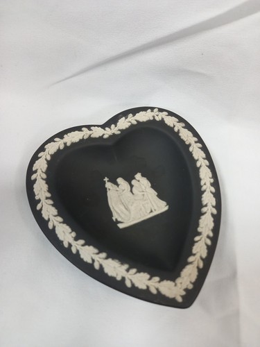 Wedgwood jasper ware black - jasper,