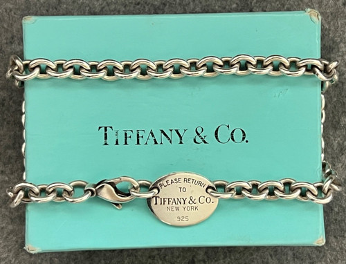Tiffany return to - &,