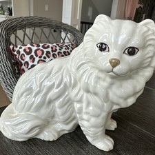 Coopercraft Vintage Collectible White Person Cat Statue Made In England 7x8