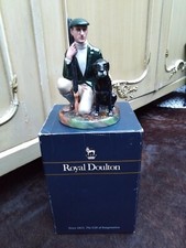 1983 ROYAL DOULTON THE GAMEKEEPER & BLACK LABRADOR FIGURINE HN 2879