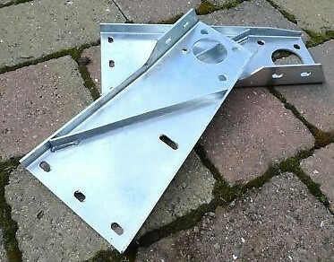 Land rover bulkhead brackets - rover,