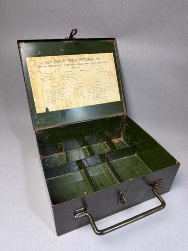 Vintage metal box storage - metal,
