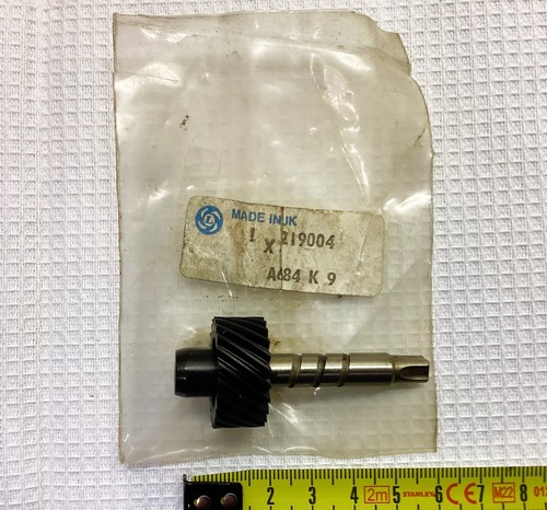 Nos speedo drive pinion - speedo,