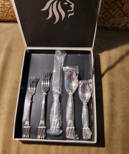2007 Royal Doulton Radiance