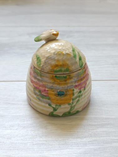 Clarice cliff pink pearls - clarice,