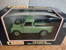 Eagle Universal Hobbies 1/18 Scale 4402 - Land Rover Series II Pick Up Geeen