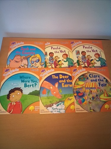 Phonics songbirds julia - ,