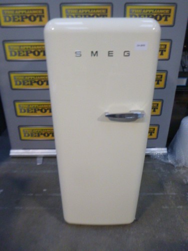 Smeg fridge cream - fridge,
