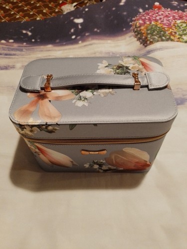 New ted baker london grey - london,