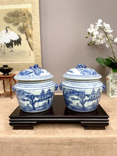 Single blue and white lidded - blue,