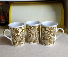 SET of 3 1970s VINTAGE RETRO COFFEE TEA MUGS ~ CREAM & BROWN