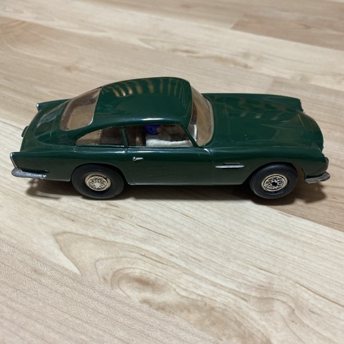 Airfix mrrc vintage aston - airfix,