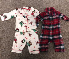 Christmas jammies 3to6 months tartan/grinch