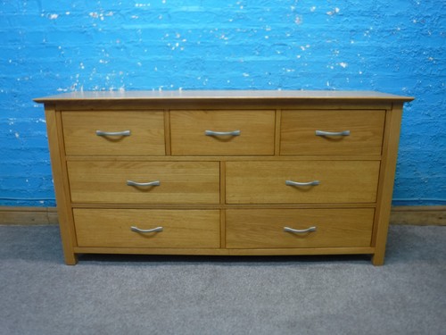 Solid oak dovetailed drawers - solid,