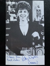 VICKY OGDEN TV ACTOR (CORONATION STREET) **HAND SIGNED** PHOTO CARD  (1987)