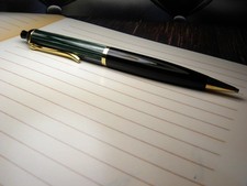 Vintage Pearl Green Striated