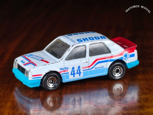 Matchbox skoda 130lr rally - skoda,
