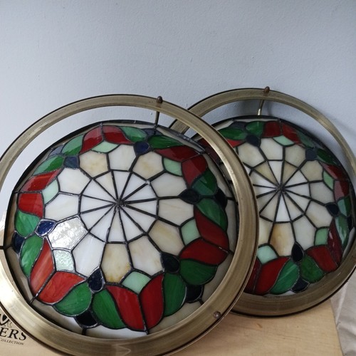 Pair vintage tiffany style - vintage,