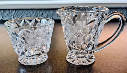 Sugar bowl and milk jug - sugar,