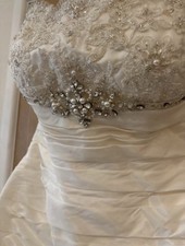 Beautiful Ivory Wedding Dress