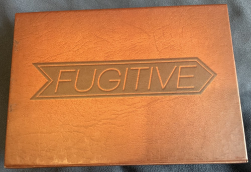 Fugitive card board - board, game