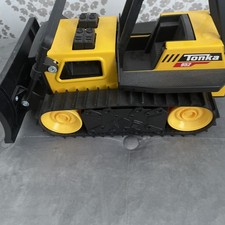 TONKA TOYS  CLASSIC BULL DOZER