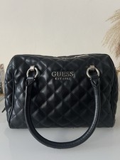 Guess Women’s Cessily Black