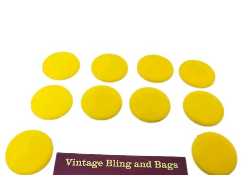 Yellow 32mm vintage games - yellow,