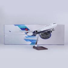 Extra Large Delta Air Lines