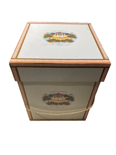 Vintage upmann cedar lined - vintage,