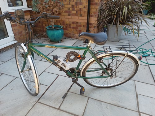 Gents bicycle raleigh pioneer - bicycle,