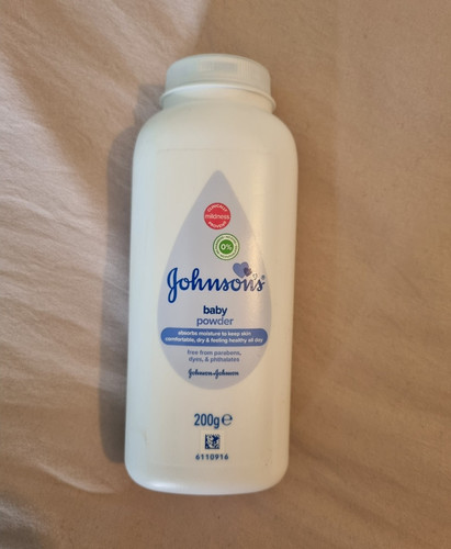 Johnson baby talc powder - baby,