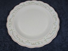 Lovely Vintage Royal Doulton Lambethware Somerset Design Floral Dinner Plate
