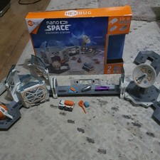Hex Bug Nano Space discovery station boxed incomplete 2 hex bugs .
