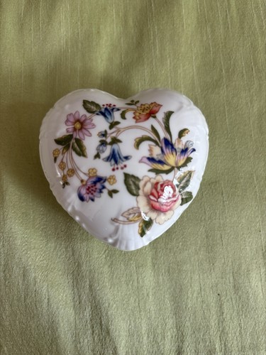 Aynsley cottage garden heart - aynsley, garden'