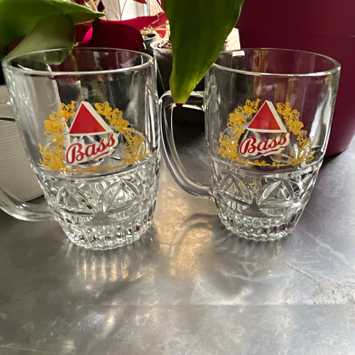 Bass pair glass beer - bass,