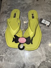 Bright Yellow/green Size 7 Toe Post Sandals Bnwt