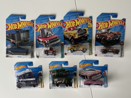 Hot wheels 7 different - wheels,