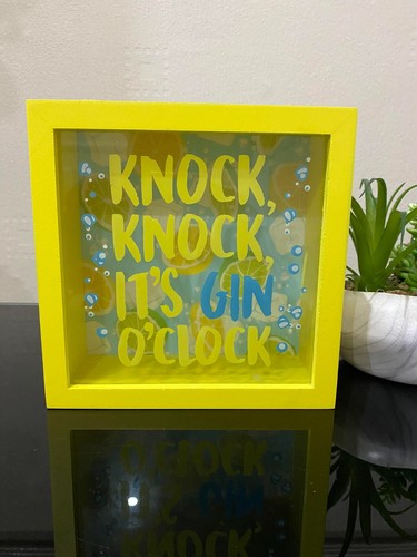 Collection deep frame money - frame,