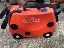Trunki 0092-GB01-1/ 10102  18L Harley The Ladybug Ride-on Kids Suitcase - Red