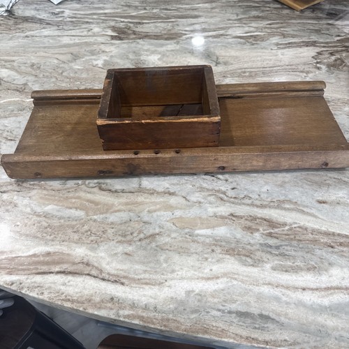 Antique primitive tucker - antique,